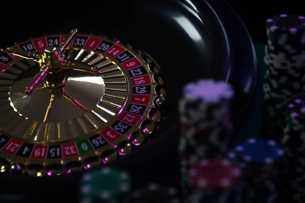 Bandar Poker table interface showing live dealer and seated players at selot88jp